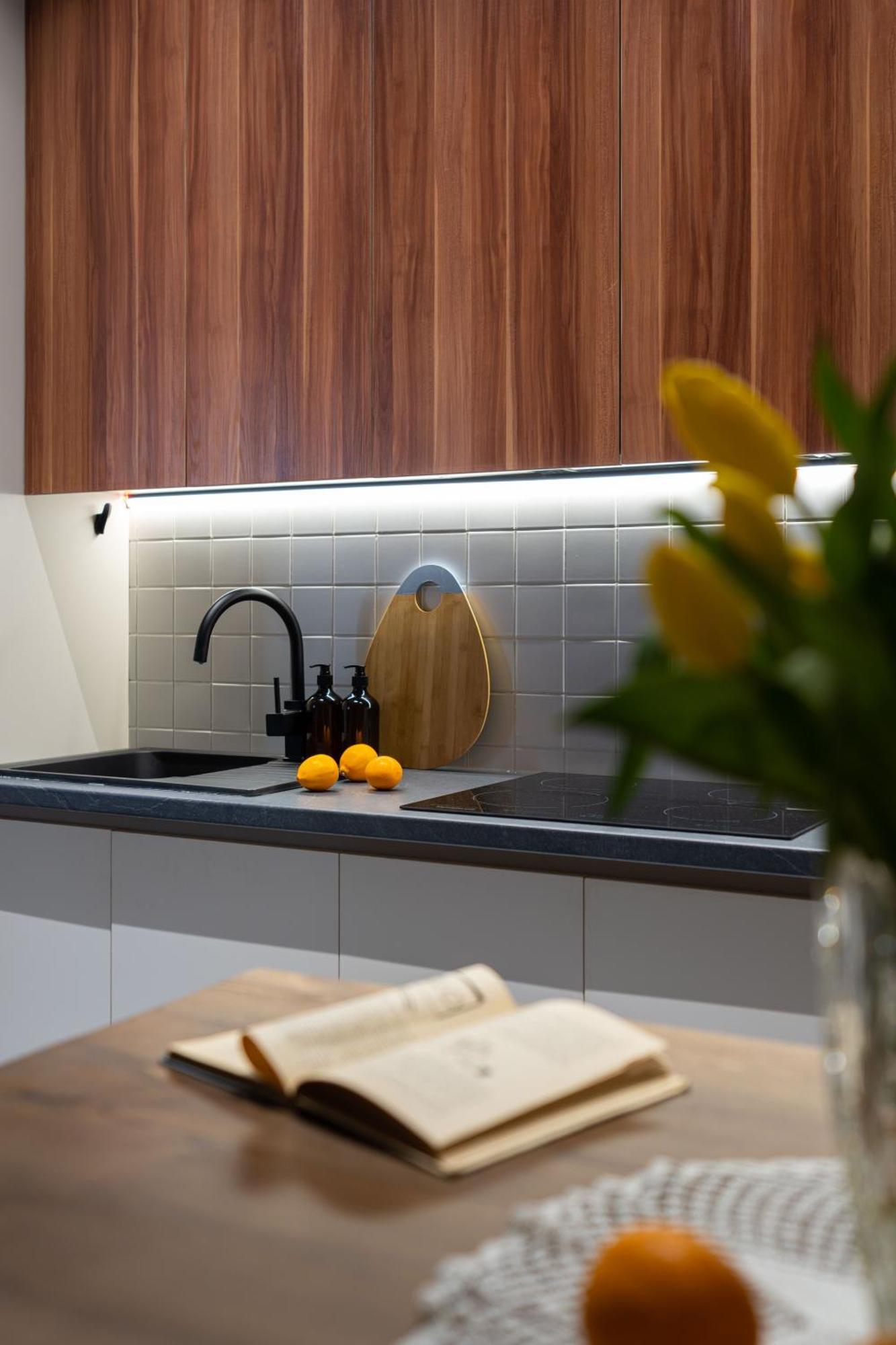 Oybek Nrg 48 I Stylish & Modern Apartment ทาชเคนต์ ภายนอก รูปภาพ